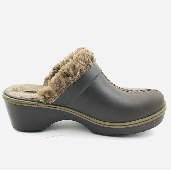 Crocs Faux Fur Lined Mule Clogs Womens Size 8 Brown - Picture 2 of 9